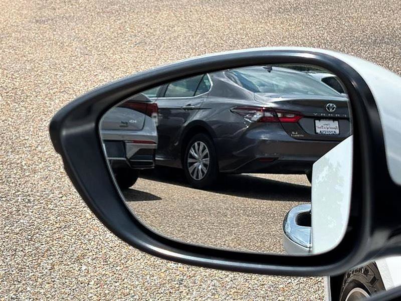 Used 2021 Honda Accord Touring image 12