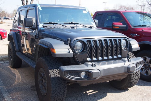 Used 2023 Jeep Wrangler Sport image 2