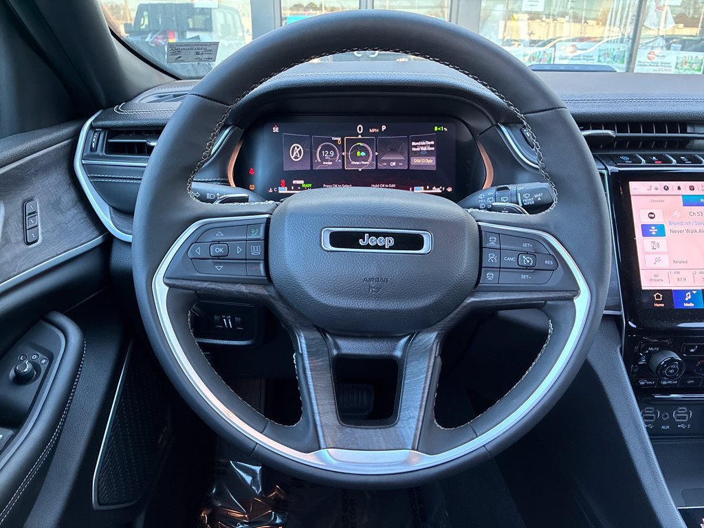 New 2024 Jeep Grand Cherokee Limited 4xe AWD/4WD image 29