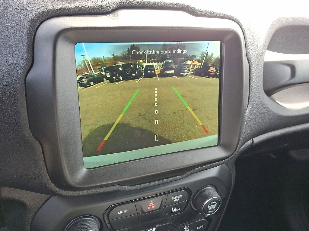 Certified 2022 Jeep Renegade Altitude w/ Convenience Group image 15