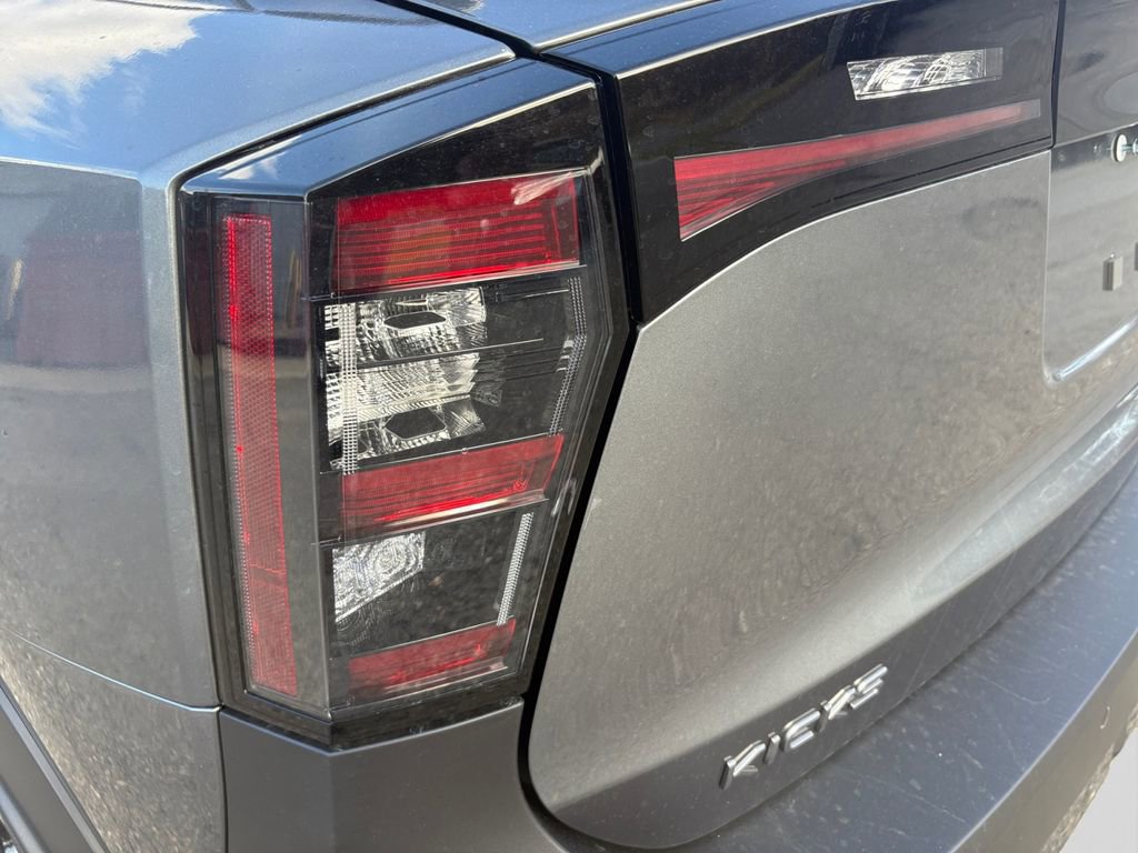 New 2026 Nissan Kicks SR w/ SR Premium Package image 21