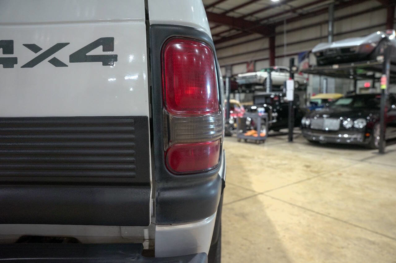 Used 1997 Dodge Ram 2500 Truck 4x4 Club Cab image 37