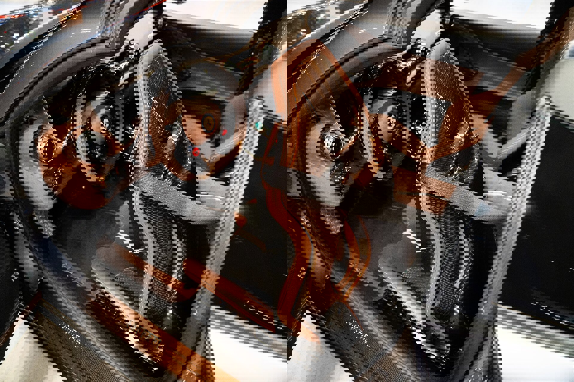 Used 2022 Ferrari 812 GTS image 21