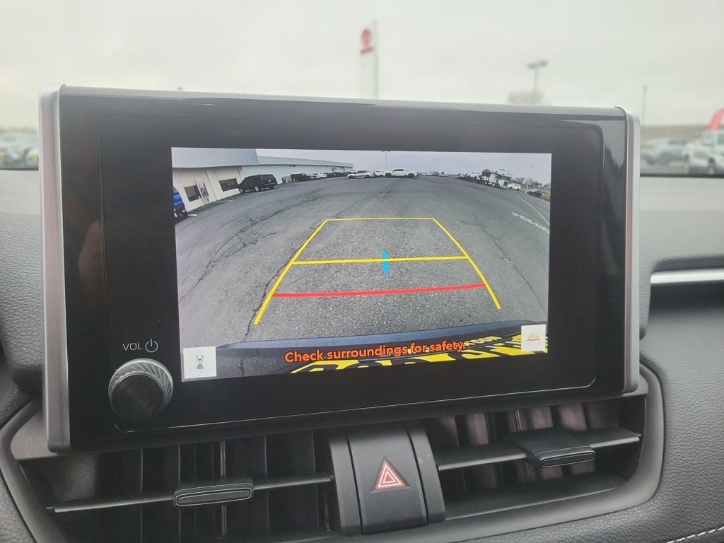 Used 2024 Toyota RAV4 XLE image 21