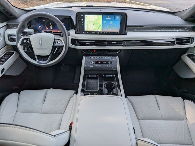 New 2026 Lincoln Aviator Black Label w/ Jet Appearance Package image 14