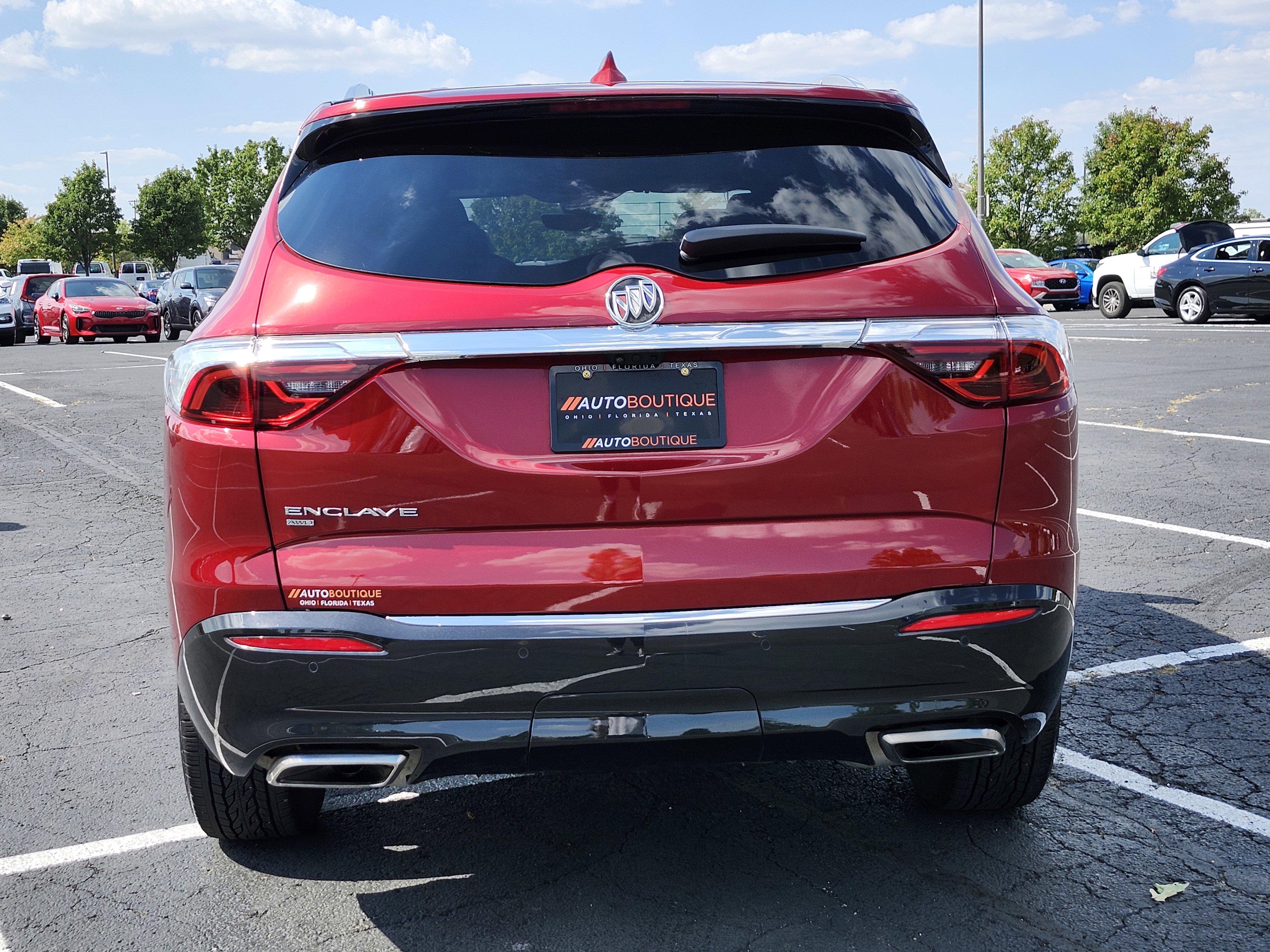 Used 2023 Buick Enclave Premium w/ Experience Buick Package image 9
