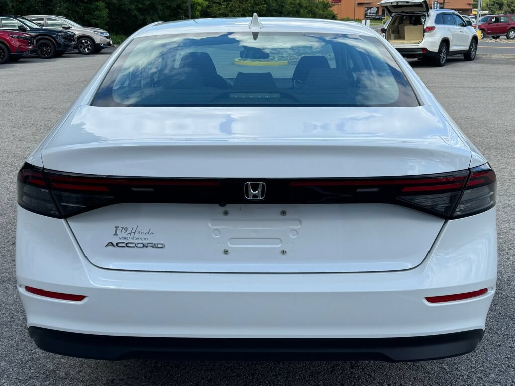 Used 2023 Honda Accord EX image 6