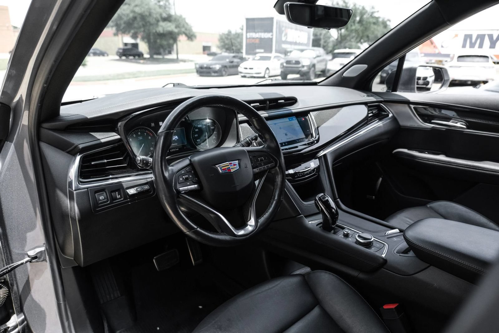 Used 2020 Cadillac XT6 Sport AWD/4WD image 2