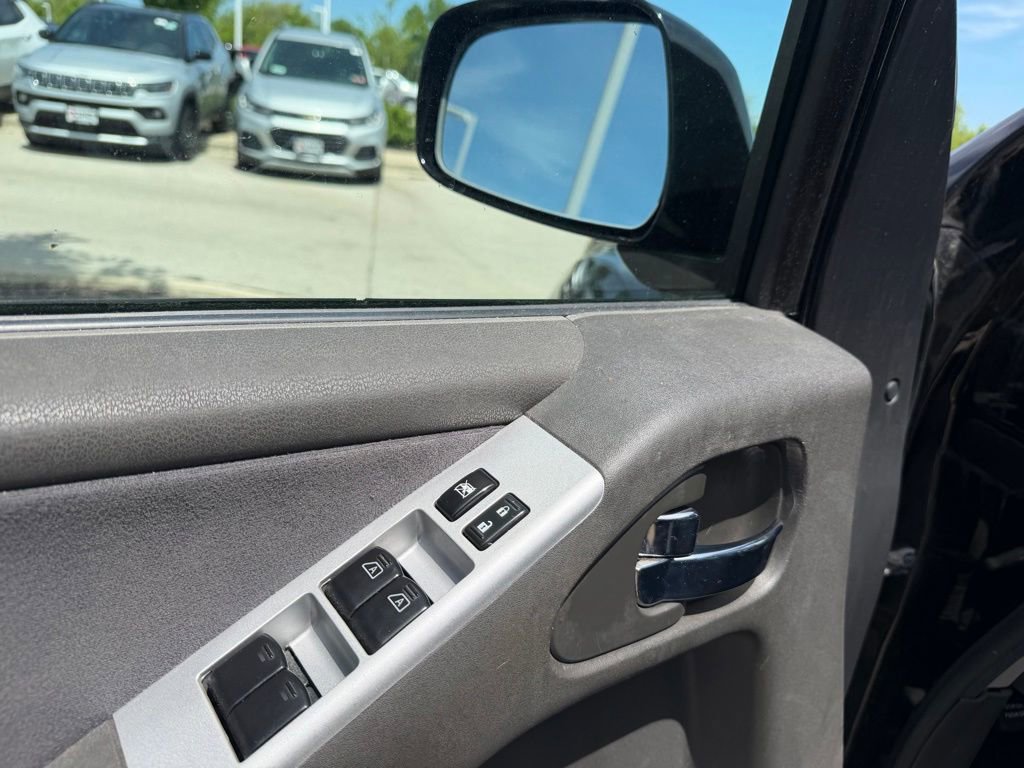 Used 2010 Nissan Pathfinder SE w/ SE Premium Journey Pkg AWD/4WD image 7