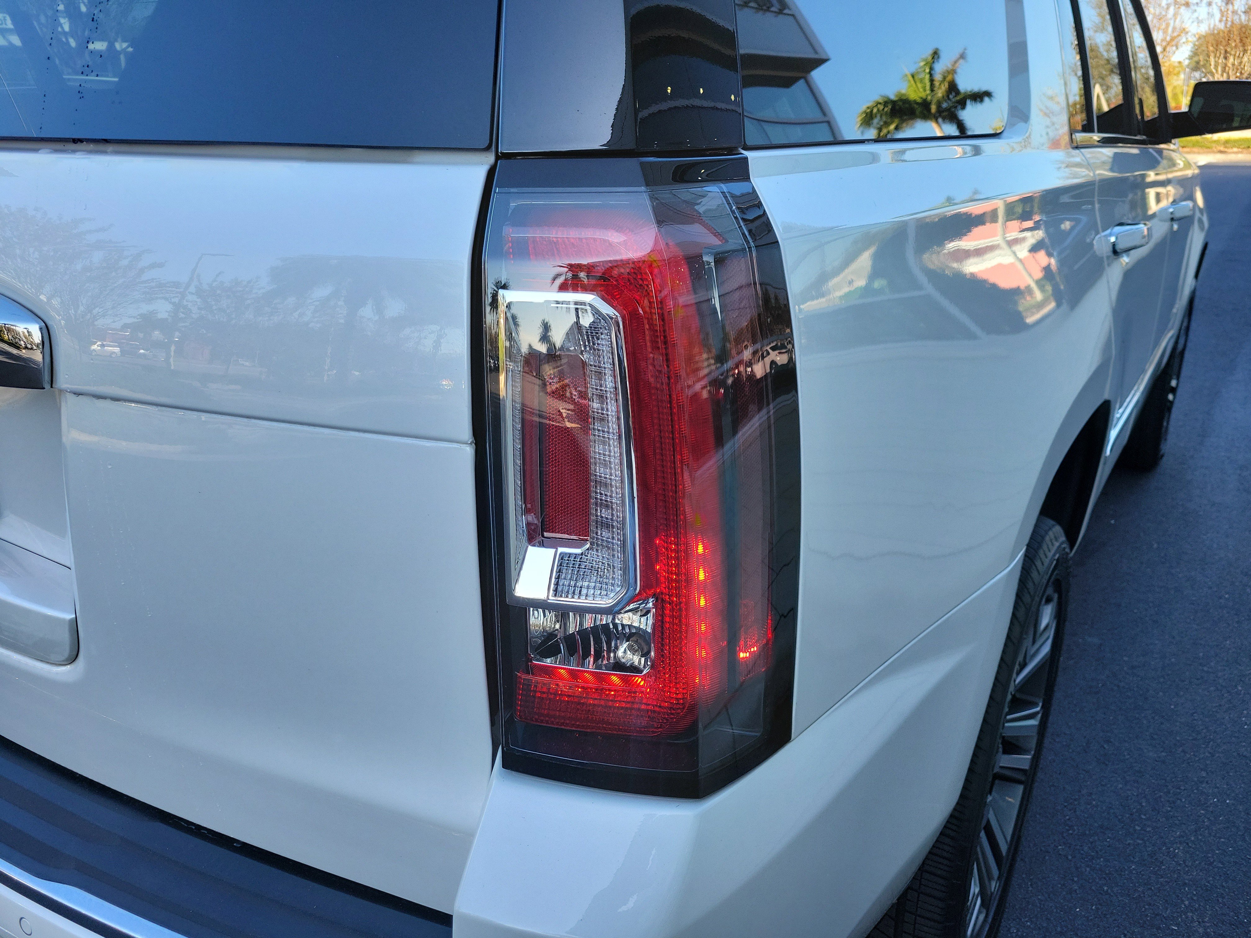 Used 2019 GMC Yukon Denali image 10