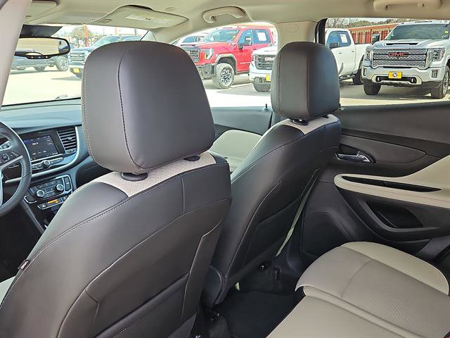 Certified 2022 Buick Encore Preferred w/ Safety Package image 9