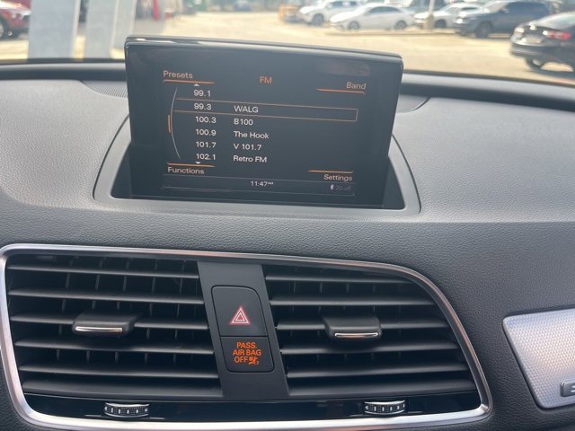 Used 2018 Audi Q3 2.0T Premium Plus w/ Premium Plus Package image 16