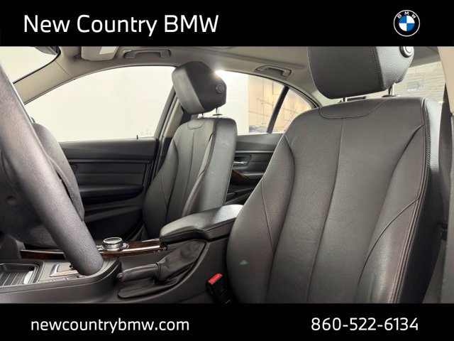 Used 2014 BMW 320i xDrive Sedan AWD/4WD image 11