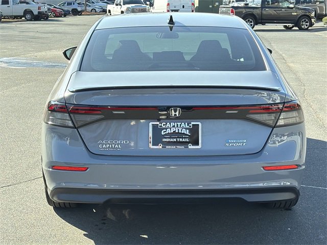 Used 2024 Honda Accord Sport image 12
