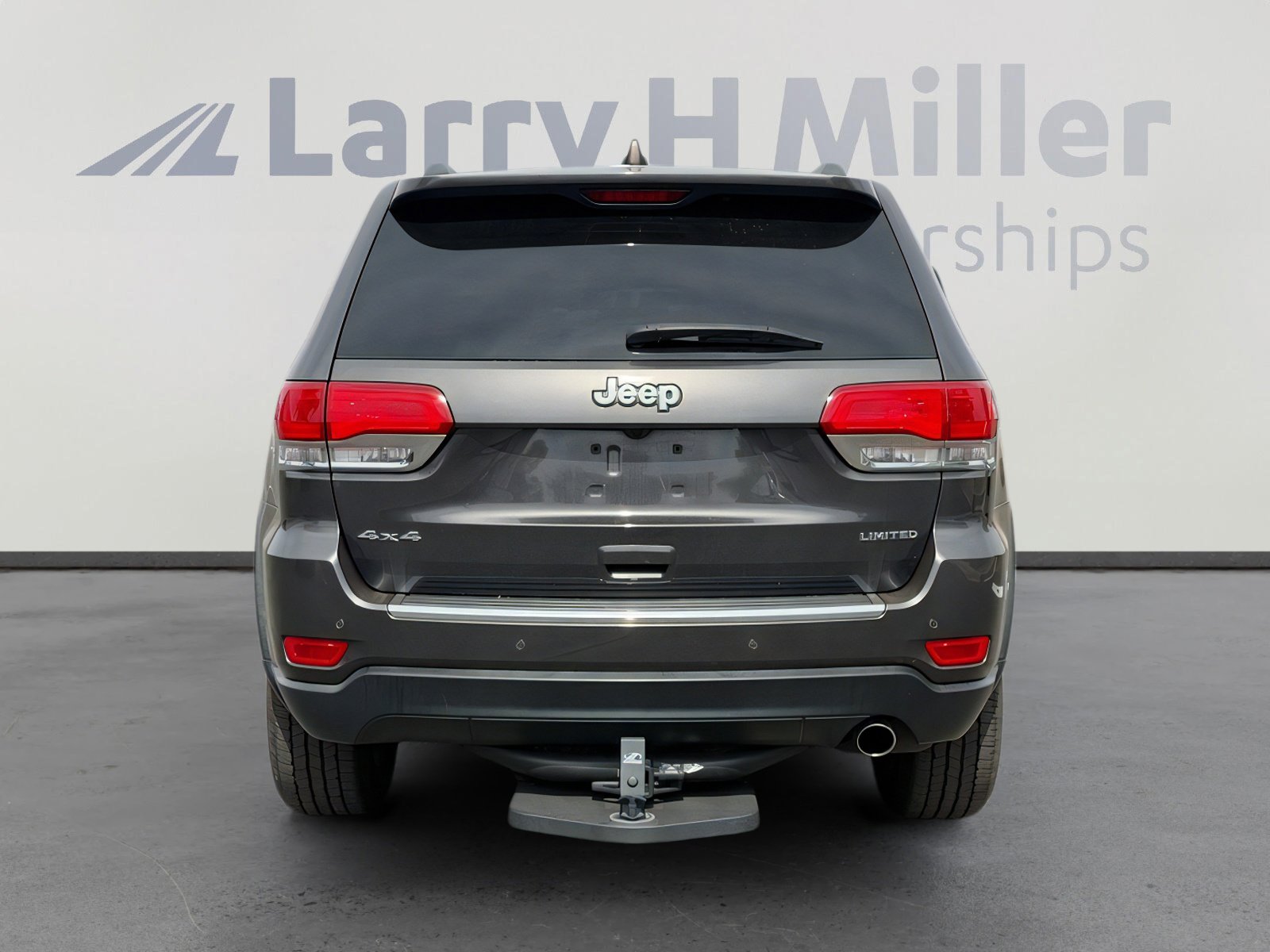 Used 2019 Jeep Grand Cherokee Limited image 4
