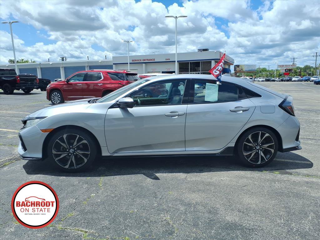Used 2017 Honda Civic Sport Touring image 4