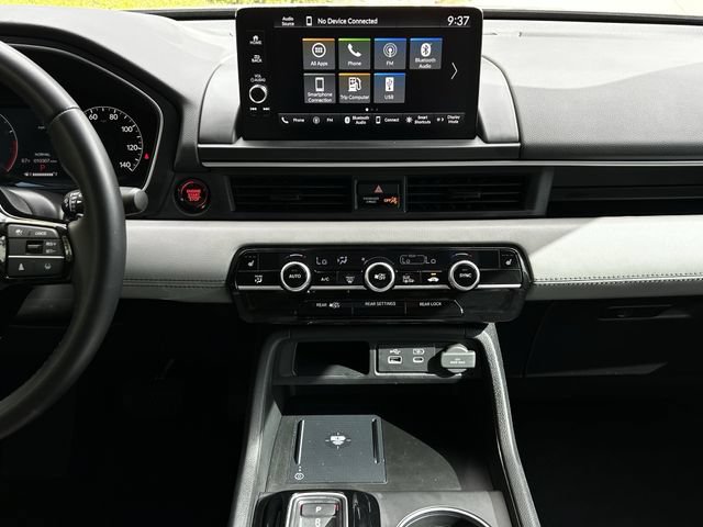 Used 2025 Honda Pilot EX-L image 18