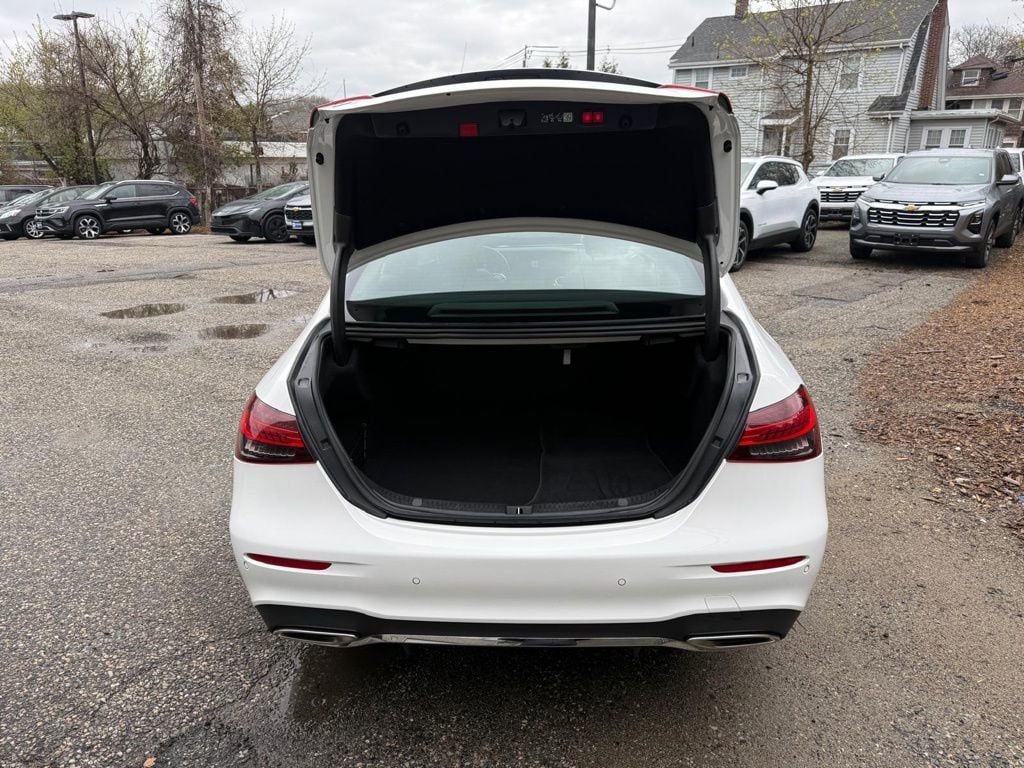 Used 2023 Mercedes-Benz E 350 4MATIC Sedan image 6
