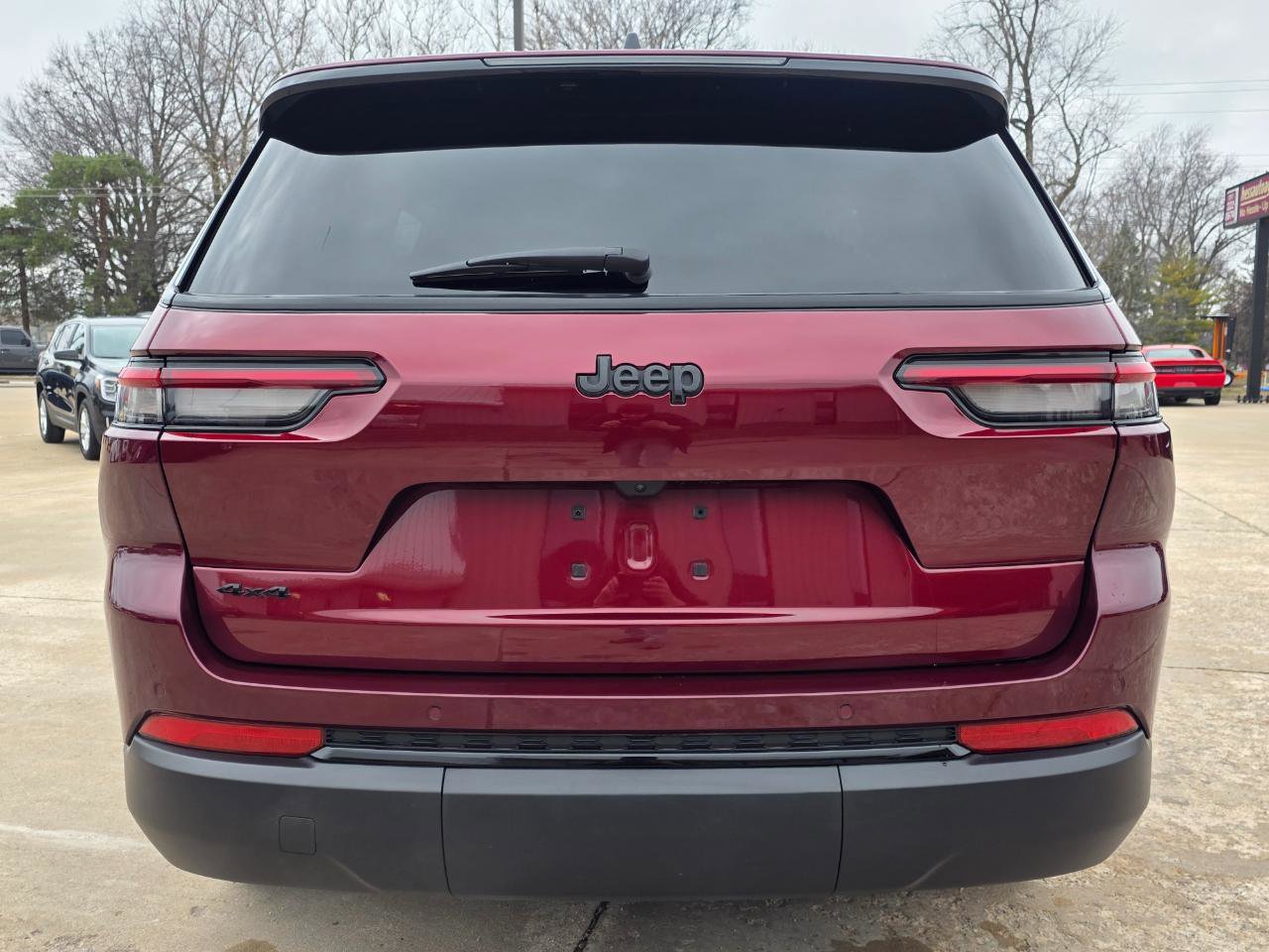 Used 2024 Jeep Grand Cherokee L Altitude image 22