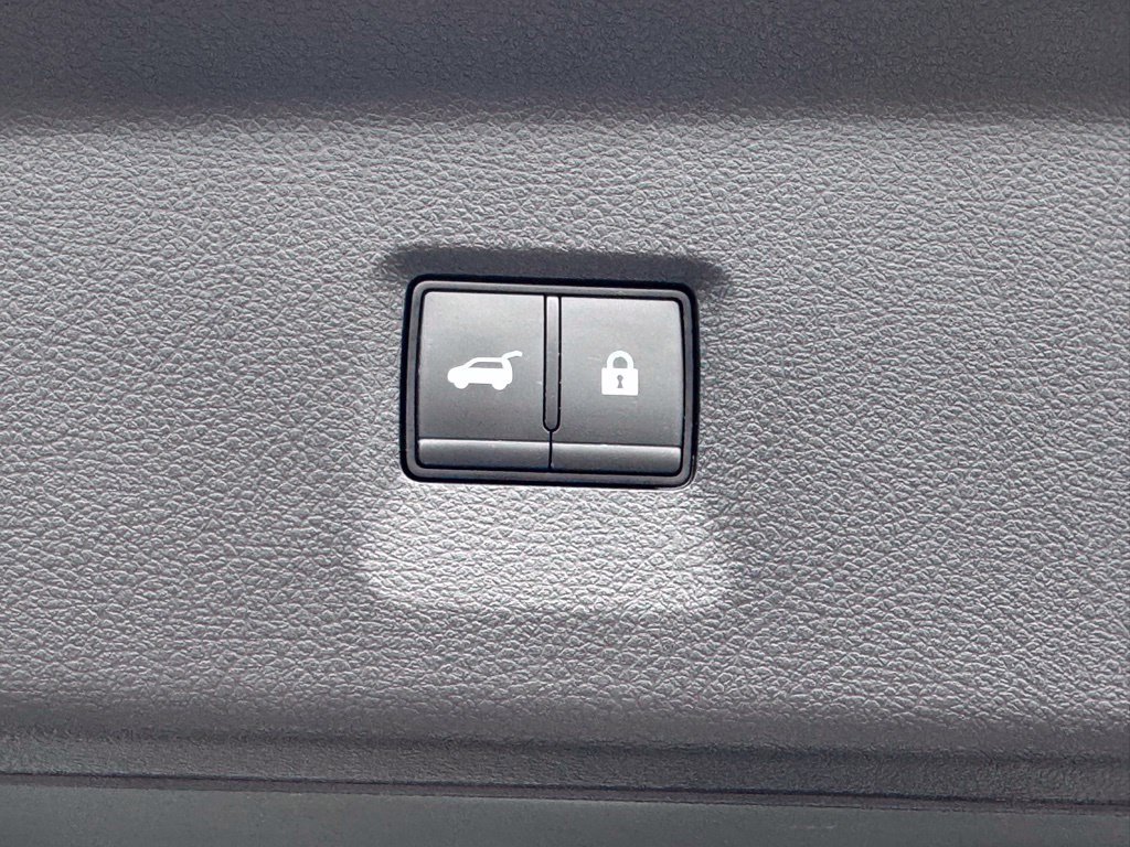Used 2023 INFINITI QX60 Luxe w/ Performance Audio Package FWD image 45