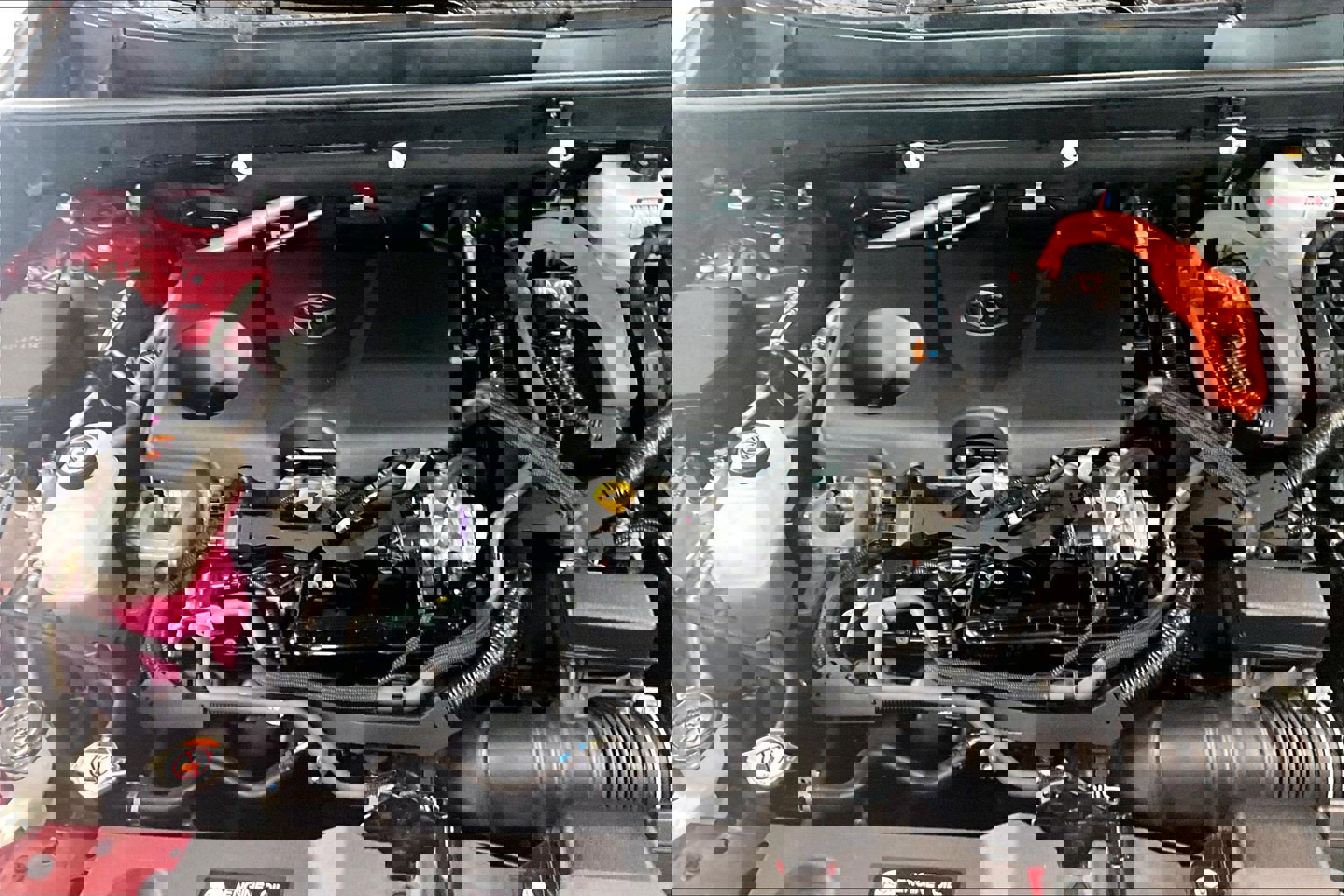 Used 2023 Toyota RAV4 XLE image 10