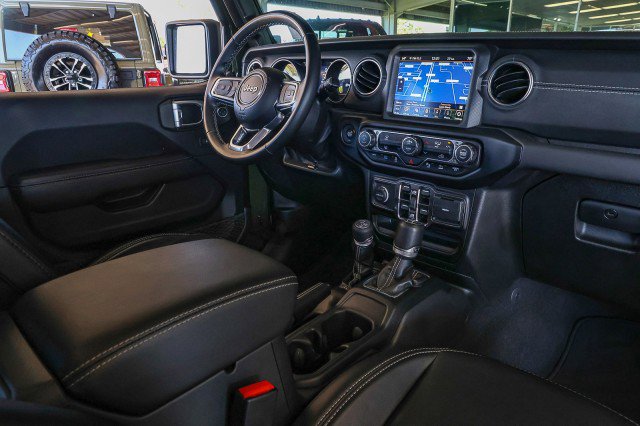 Used 2021 Jeep Wrangler Unlimited Sahara w/ Safety Group AWD/4WD image 38