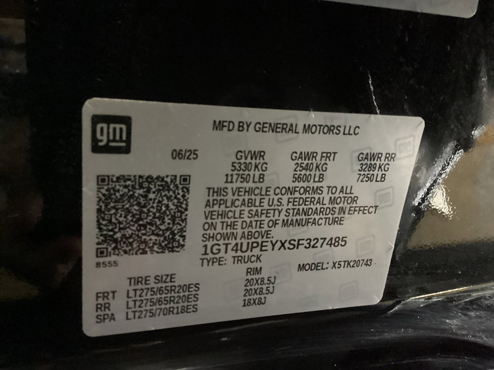 Used 2025 GMC Sierra 2500 AT4 w/ AT4 Premium Plus Package image 16