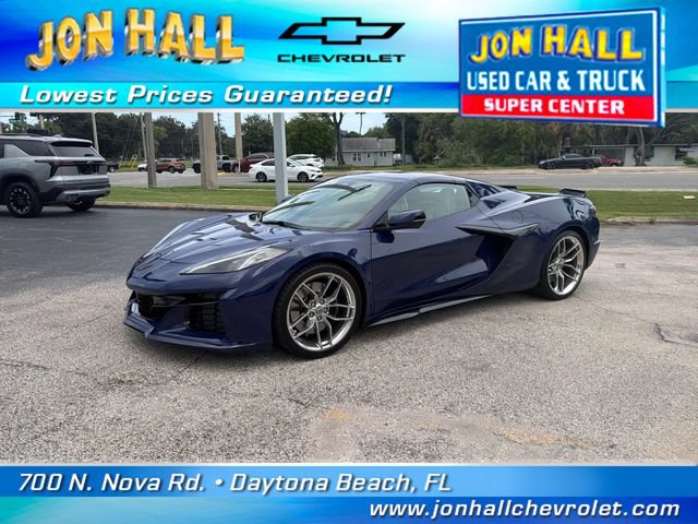 Used 2025 Chevrolet Corvette Z06 RWD image 2