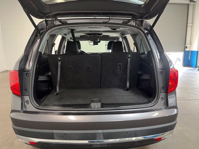 Used 2017 Honda Pilot Touring image 17