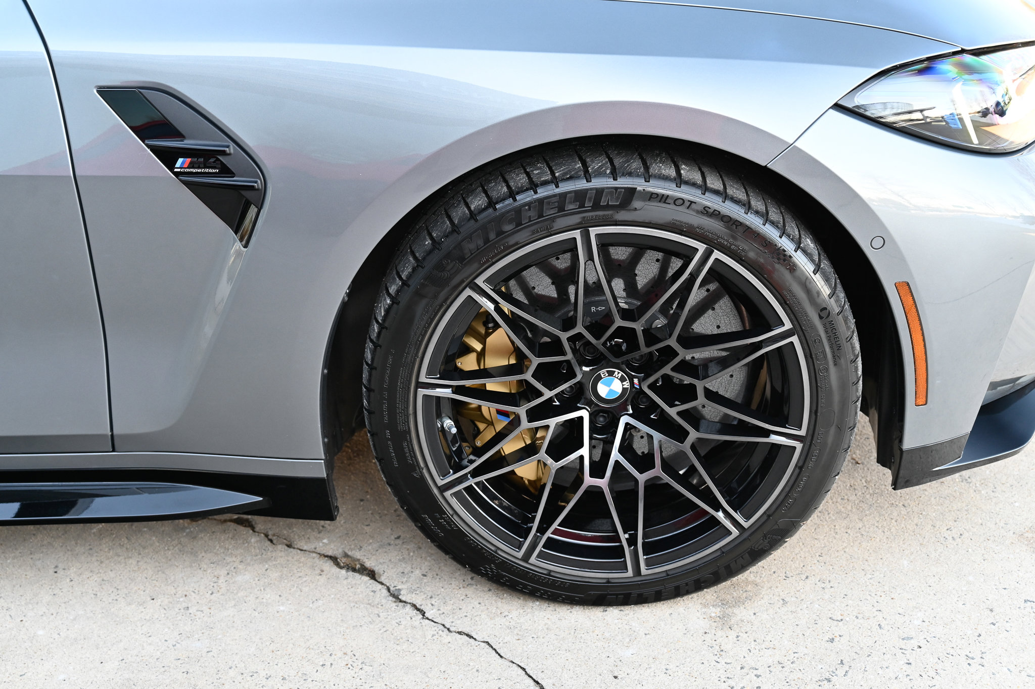 Used 2025 BMW M4 xDrive Competition w/ Carbon Package image 12
