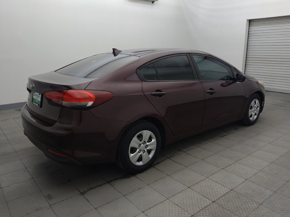 Used 2017 Kia Forte LX FWD image 10