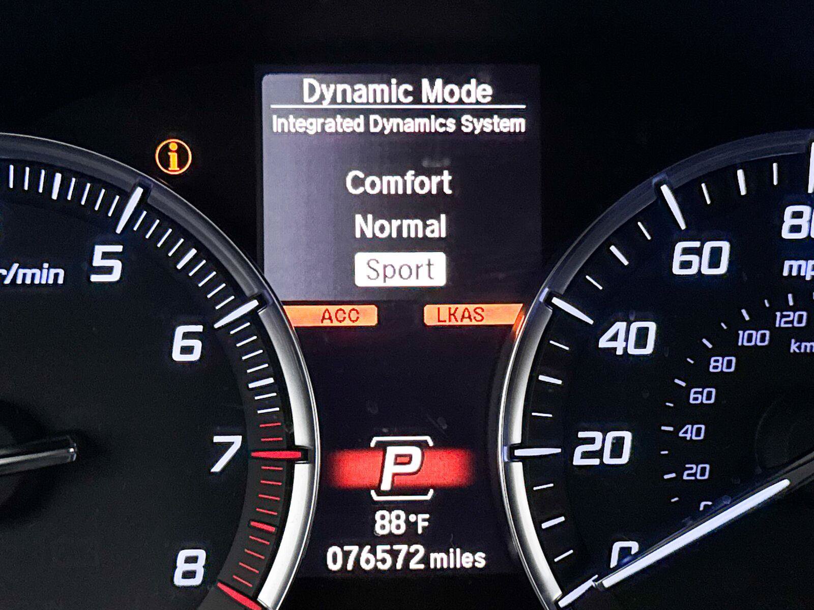 Used 2020 Acura MDX w/ Advance & Entertainment Pkg AWD/4WD image 11