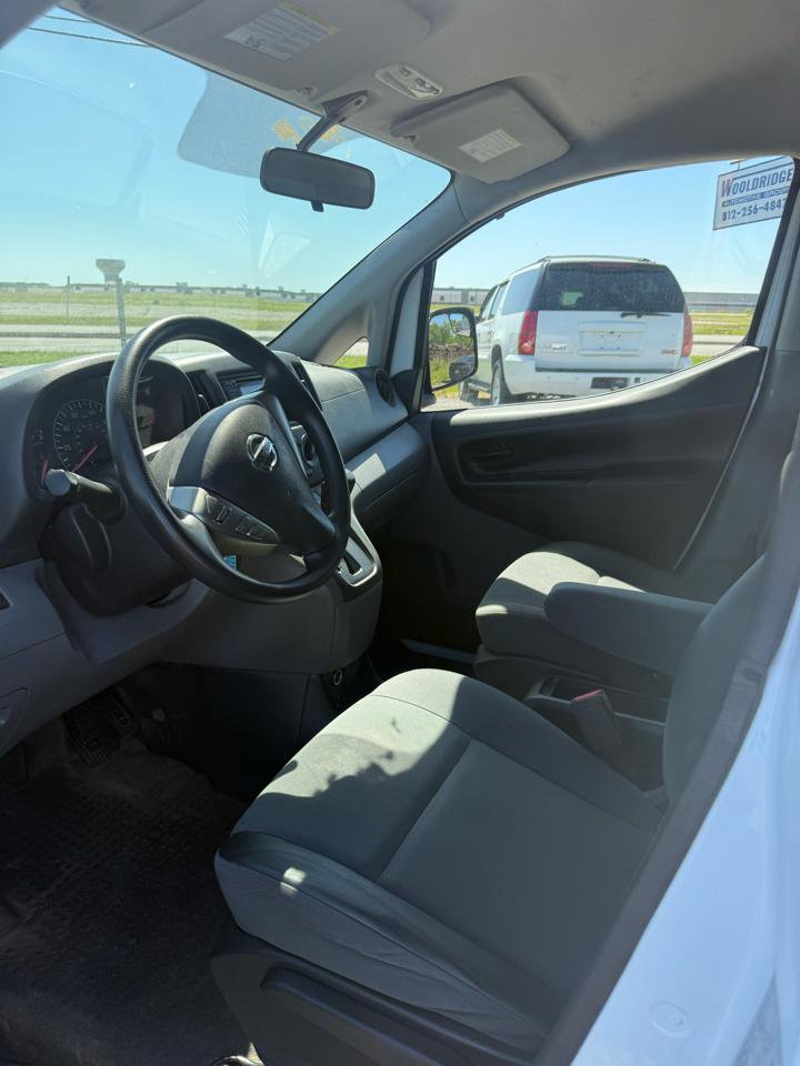 Used 2019 Nissan NV200 S w/ Back Door Glass Package FWD image 6