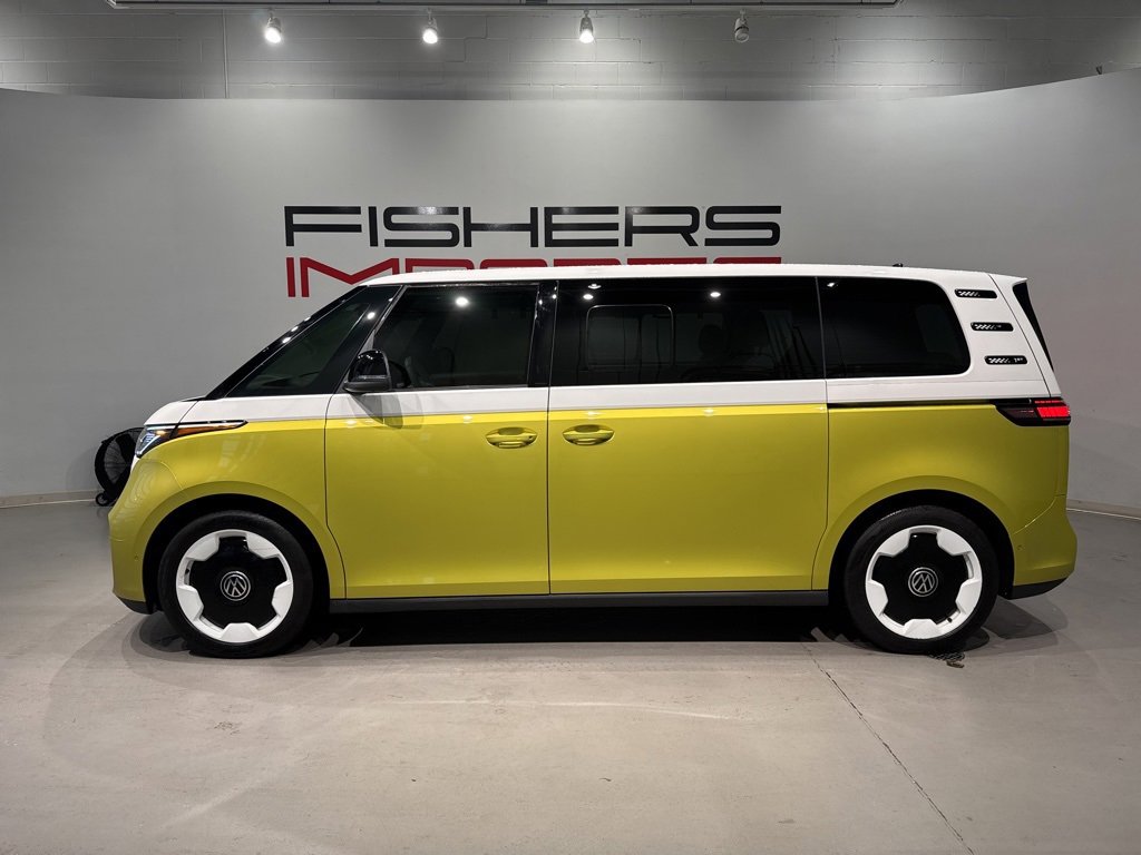 Used 2025 Volkswagen ID. Buzz 1st Edition image 9