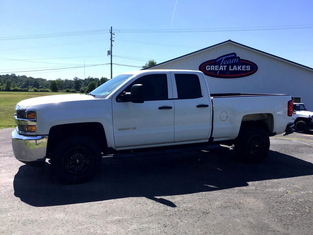 Used 2019 Chevrolet Silverado 2500 W/T w/ Snow Plow Prep Package image 8