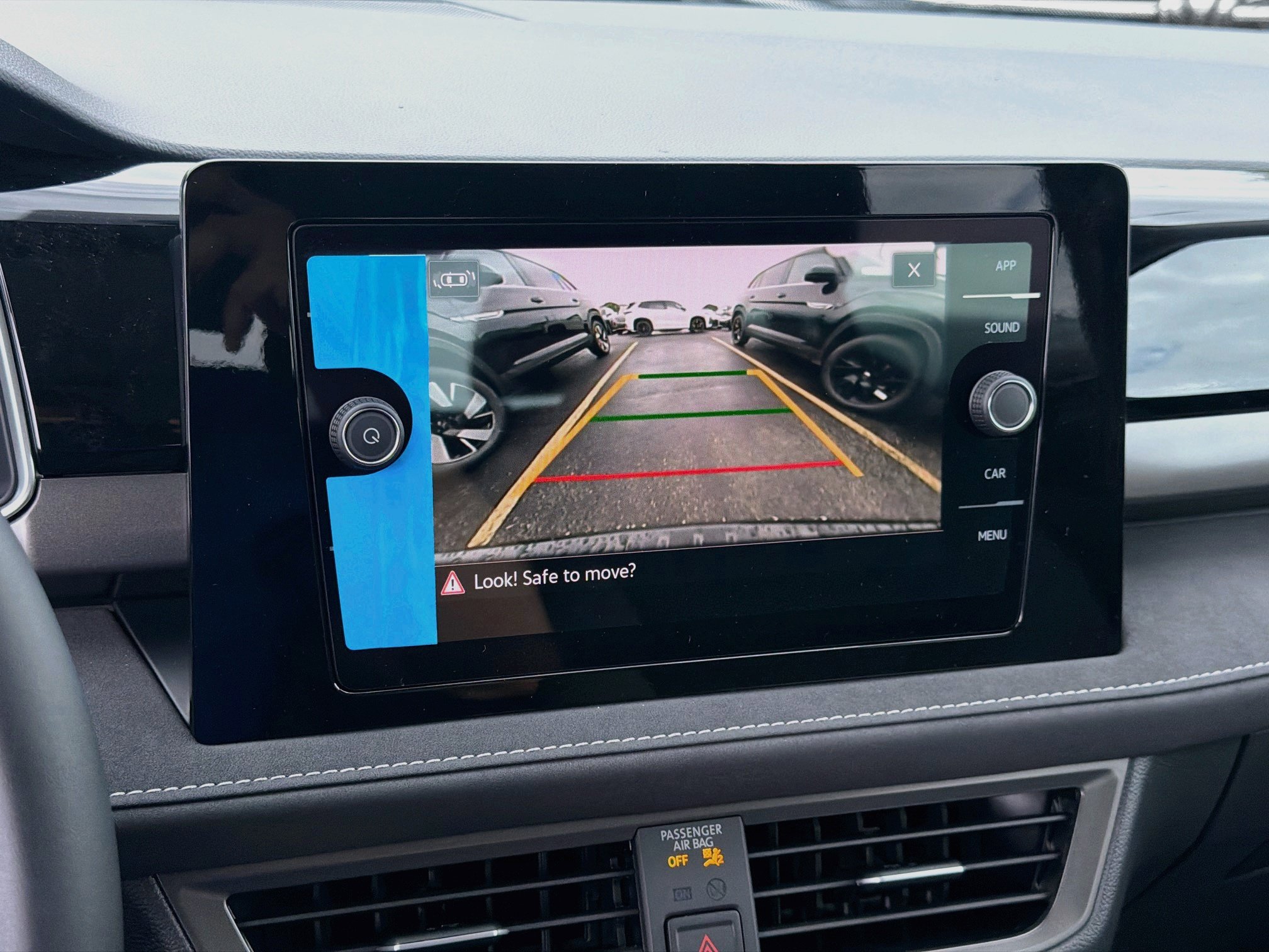 New 2026 Volkswagen Taos SE FWD image 13