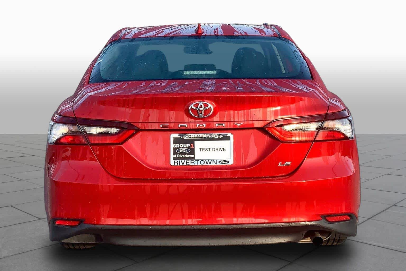 Used 2024 Toyota Camry LE FWD image 5