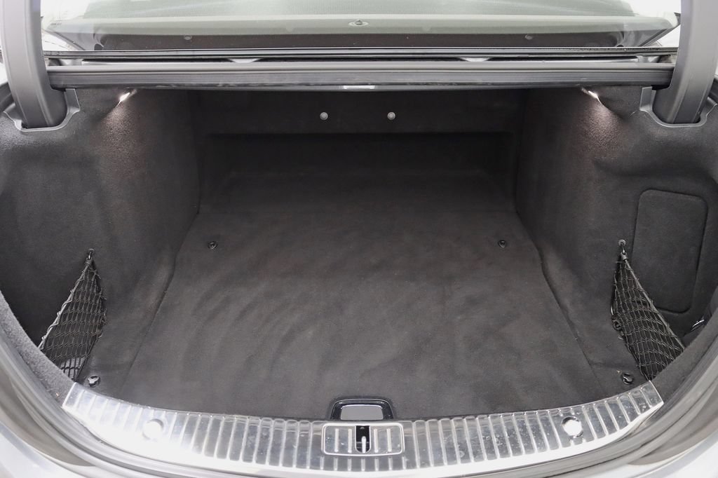 Used 2019 Mercedes-Benz S 560 4MATIC Sedan image 45
