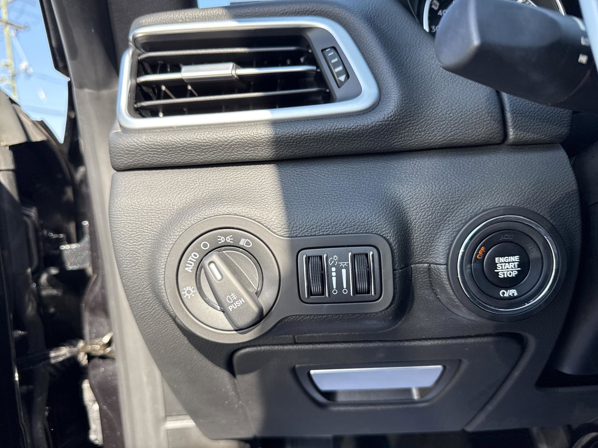 Used 2022 Maserati Ghibli Modena Q4 image 11