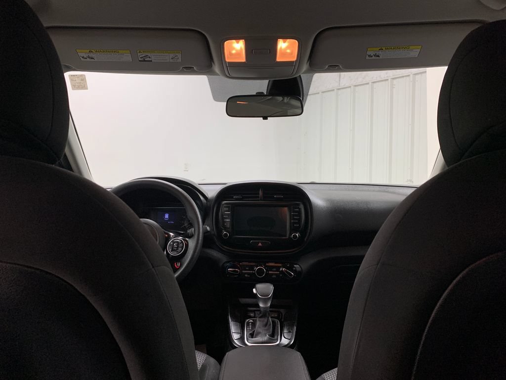 Used 2022 Kia Soul LX w/ Technology Package FWD image 16