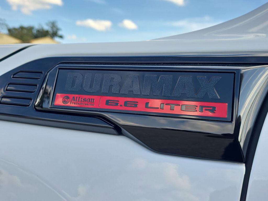 Used 2025 GMC Sierra 2500 AT4X image 30