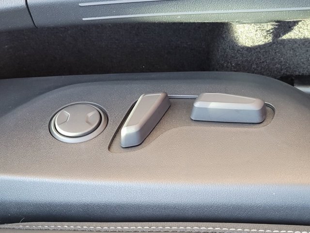 New 2025 Kia K4 GT-Line Turbo FWD image 11