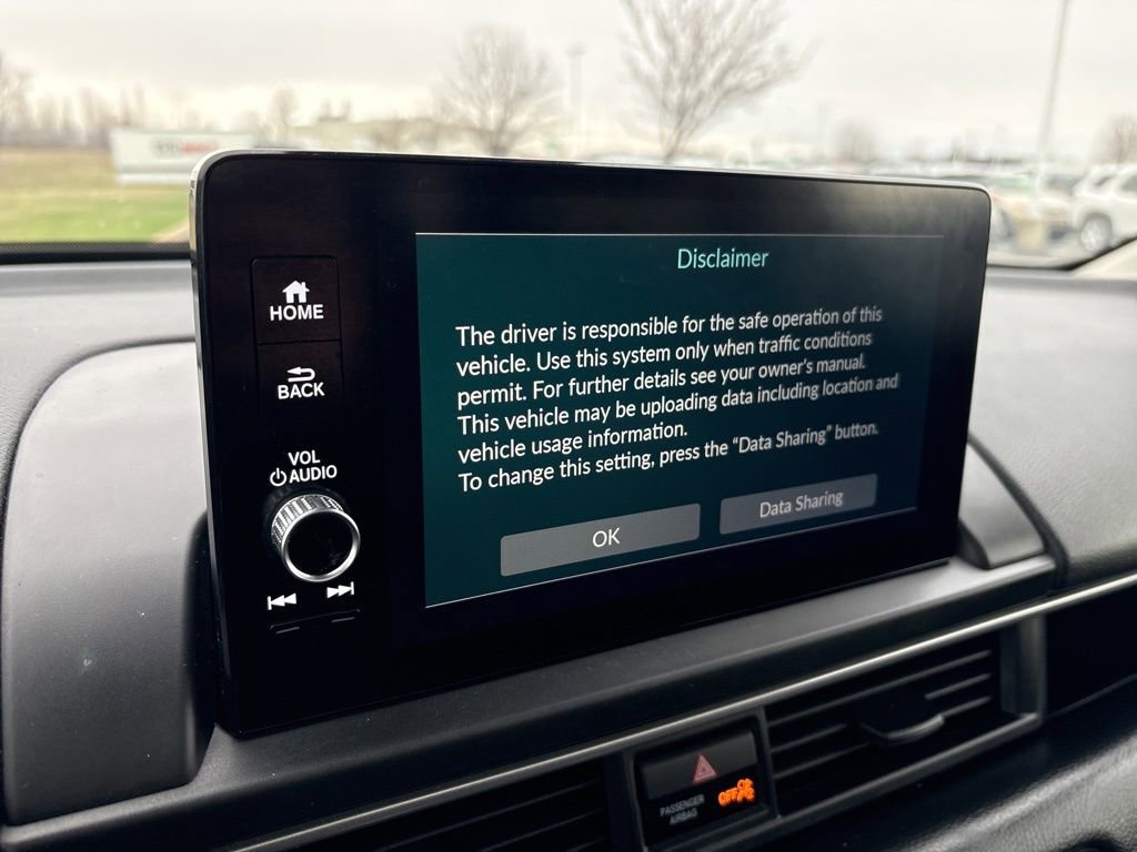 Used 2025 Honda Pilot Touring image 23