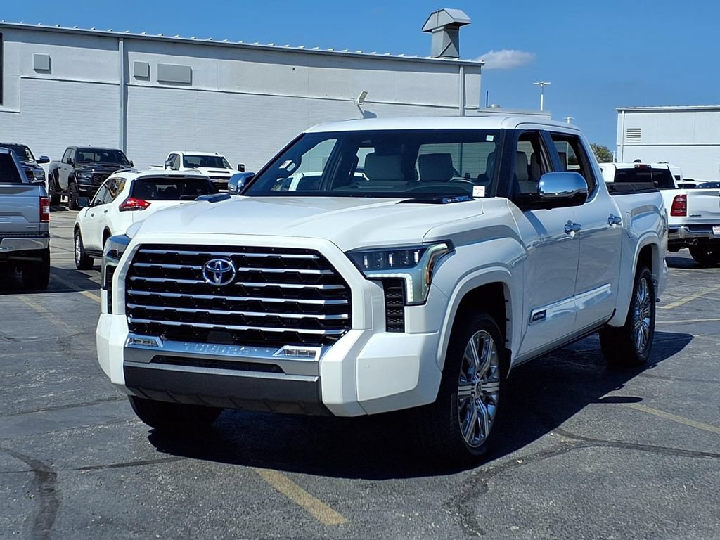 Used 2024 Toyota Tundra Capstone AWD/4WD image 2