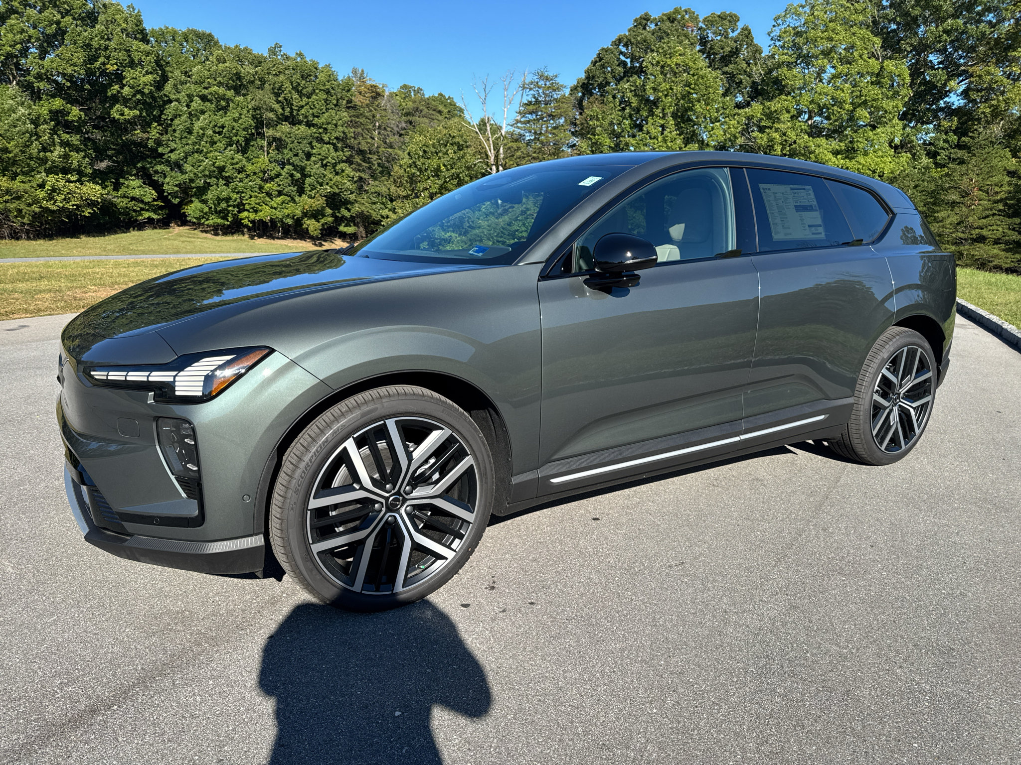 New 2027 Volvo EX60 Ultra AWD/4WD image 5
