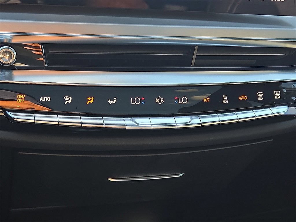 New 2025 Cadillac Lyriq Luxury image 25