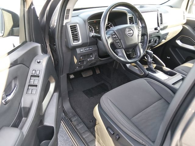 Used 2024 Nissan Frontier SV w/ SV Convenience Package RWD image 9