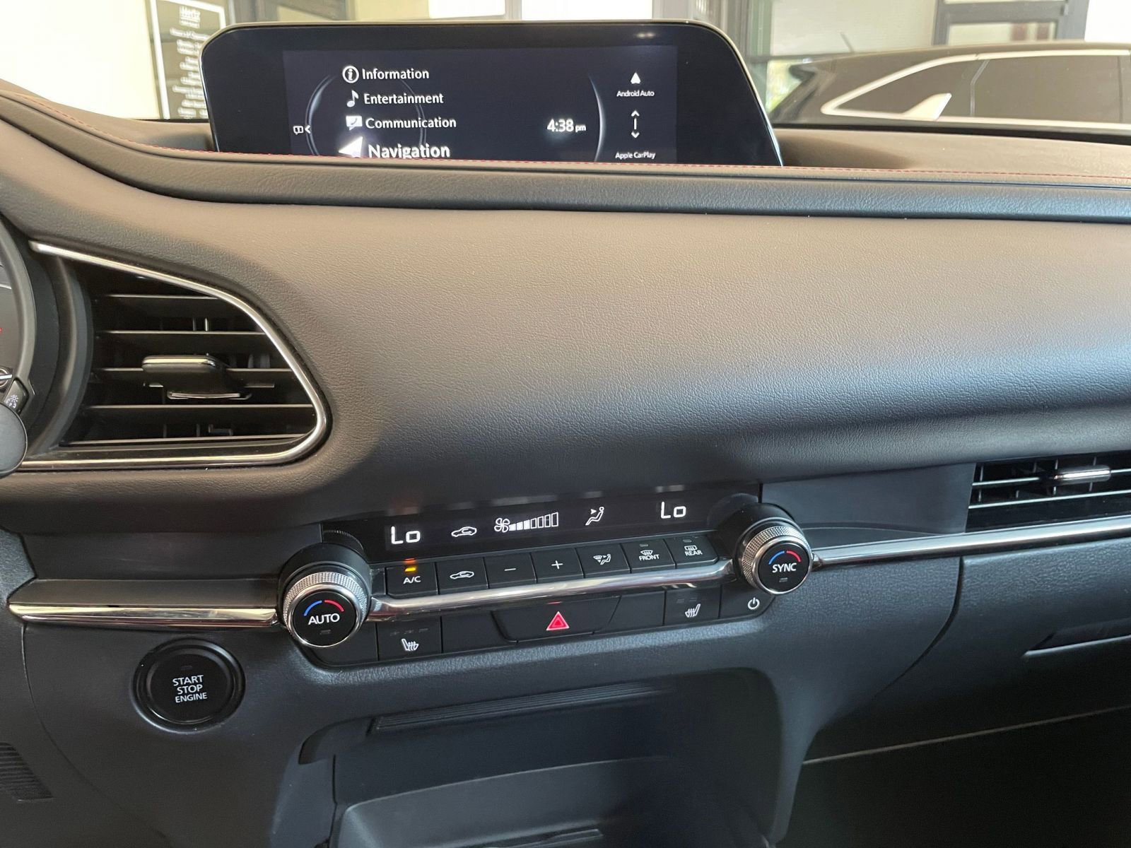 Used 2025 MAZDA CX-30 AWD 2.5 S w/ Preferred Package image 17