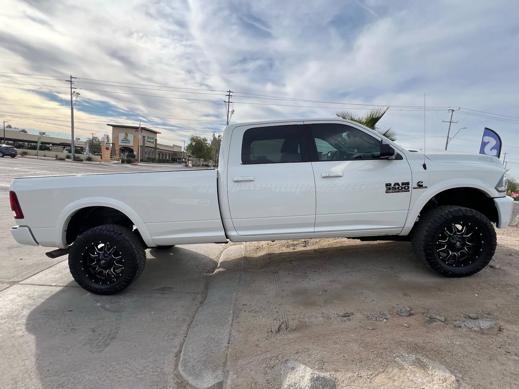 Used 2018 RAM 3500 Laramie w/ Sport Appearance Group AWD/4WD image 6