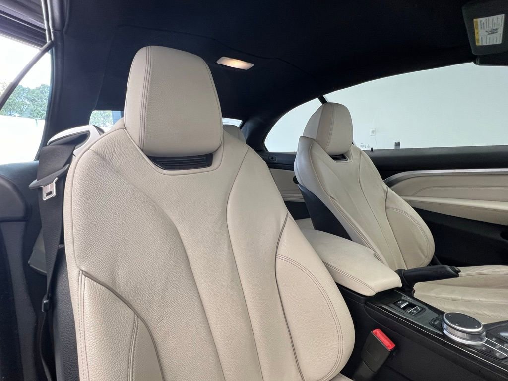 Used 2020 BMW 440i xDrive Convertible w/ M Sport Package image 11